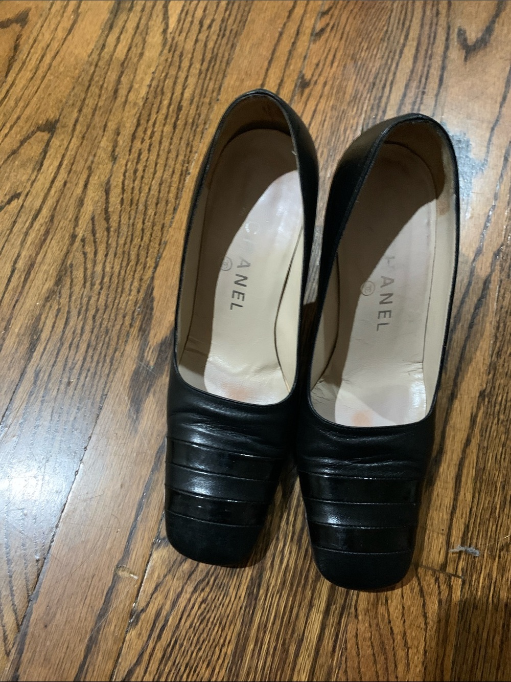 CHANEL Black Leather Square-Toe Low Heel Pumps
